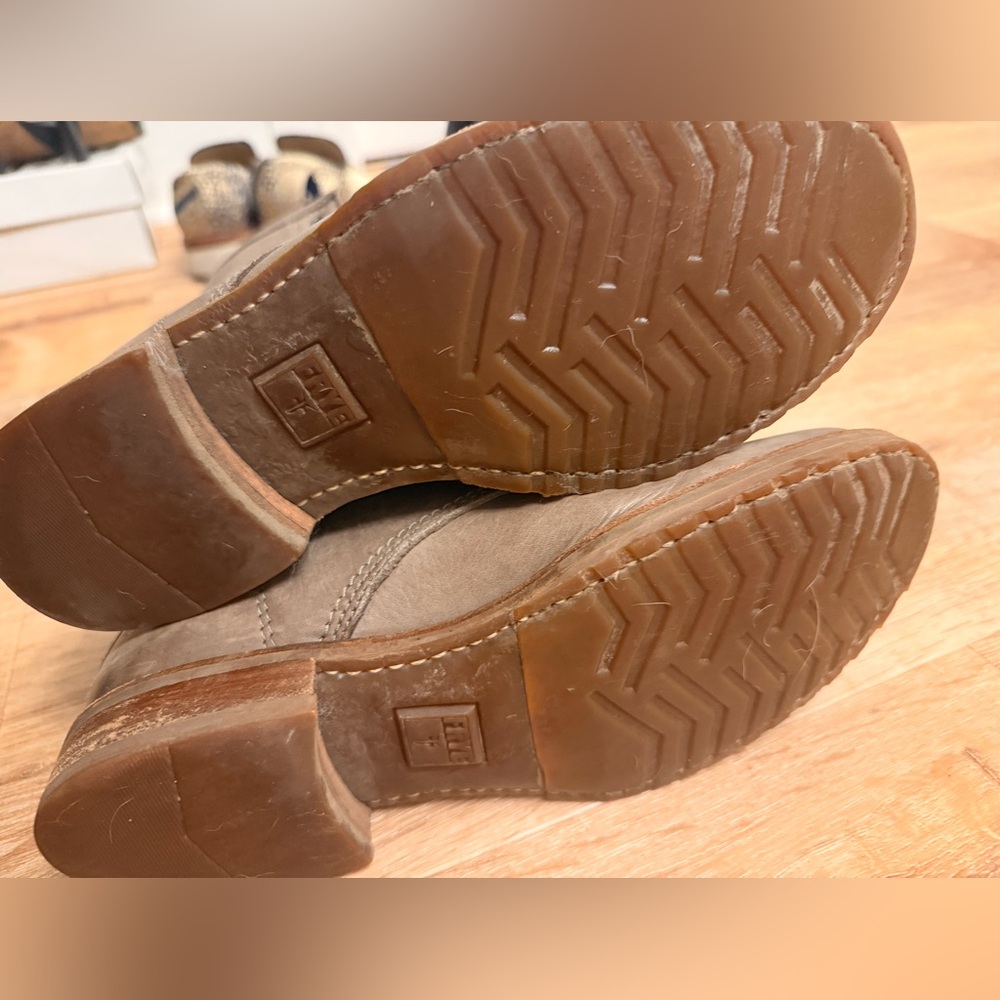 Frye Taupe Leather Lace-Up Ankle Boots - Picture 3 of 4